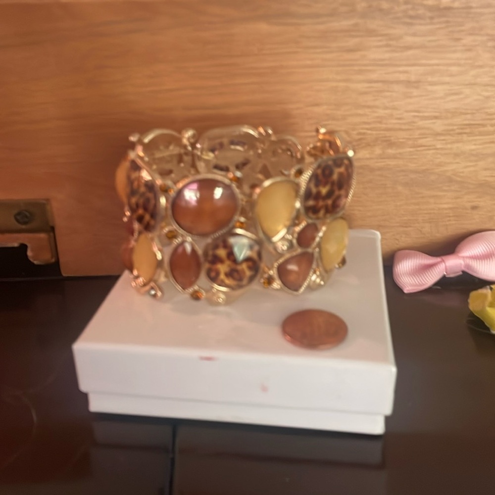 Expandable bracelet